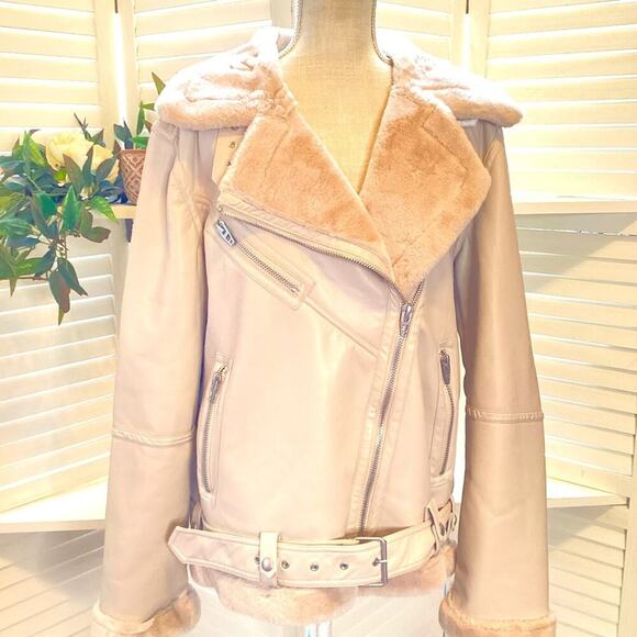 BLANK NYC NEW FAUX FUR MOTO JACKET LARGE
